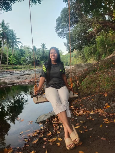Ann, 33