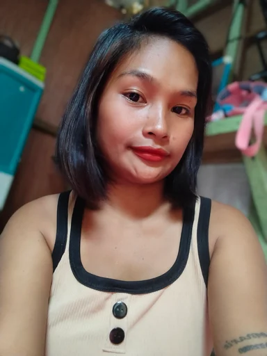 Rosemarie, 25