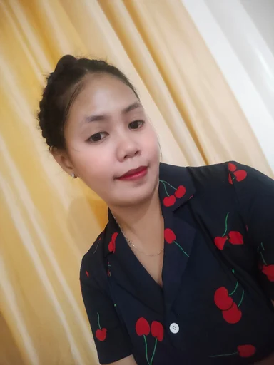Claire, 31