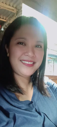 Blessie, 33