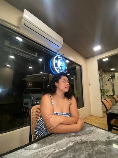 Mikhaela, 20