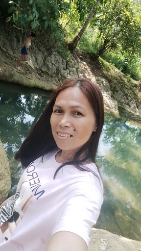 Rosalyn, 44