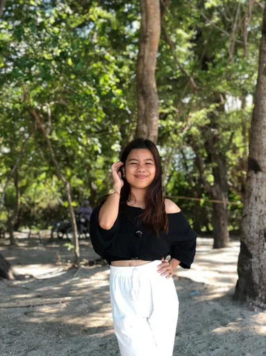 hanna kim, 22