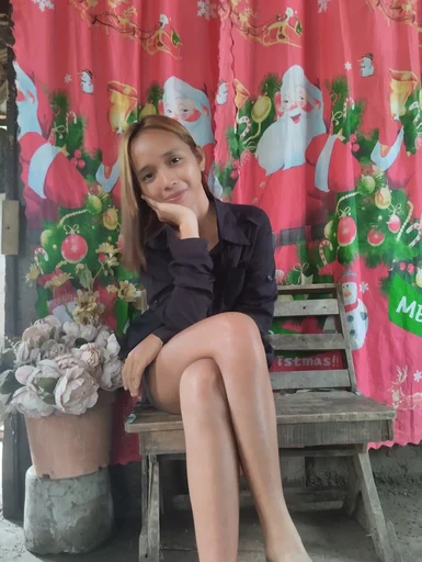 Divina, 29