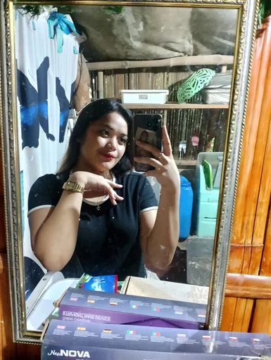 Vanelie, 24