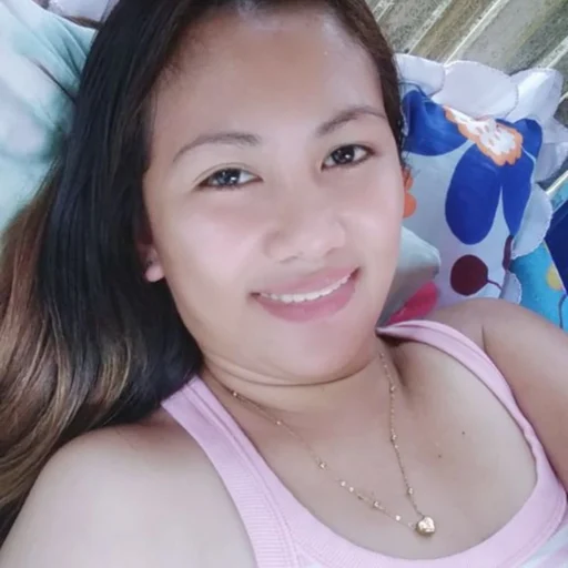 Rogelyn, 30