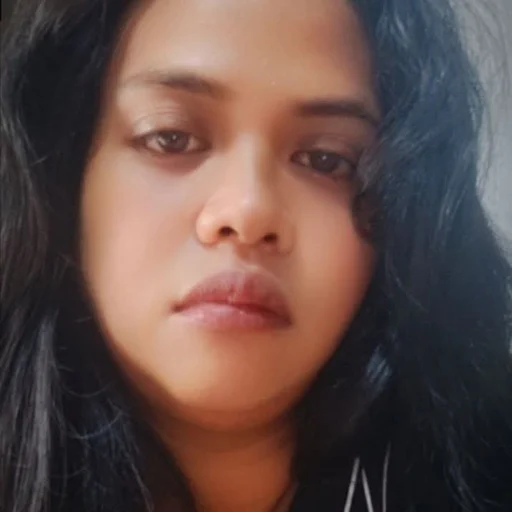 Michele mae, 31
