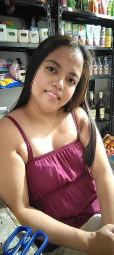 Jennica, 32
