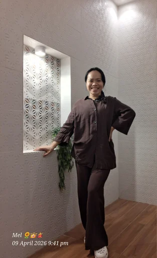 Mel, 30
