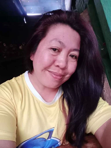 Emie, 37