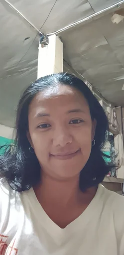 Leah, 37