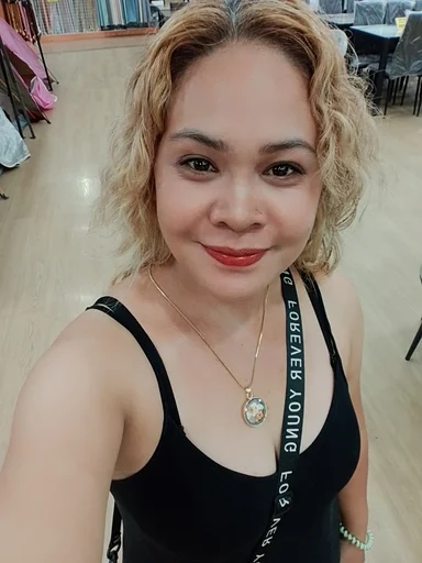 Karen, 42
