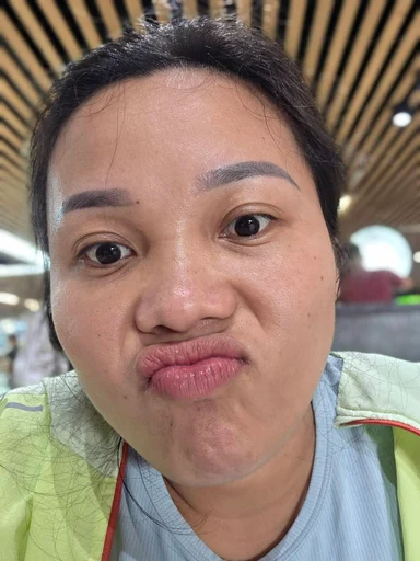 Ann, 28
