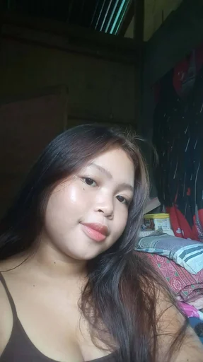 Jovelyn, 19