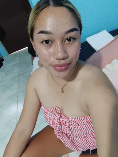 Jess, 19