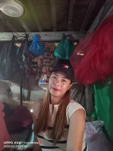 Rose, 32