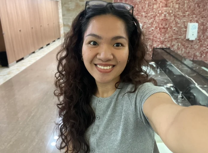 Isabelle, 22