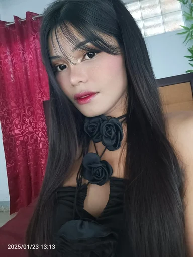 Amanda, 21