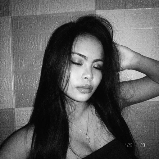 Crisanta mae, 23