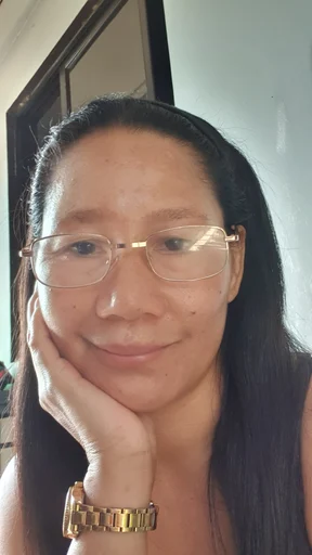 Johna, 48