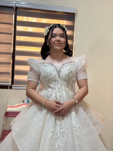 Eunice Jane, 27
