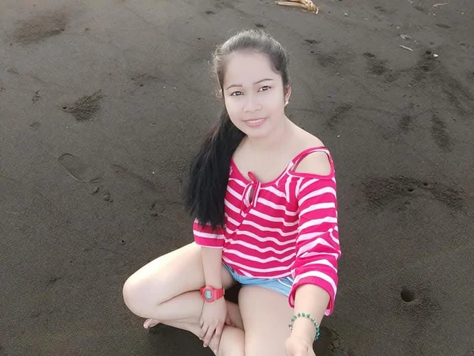 Mary Grace, 34