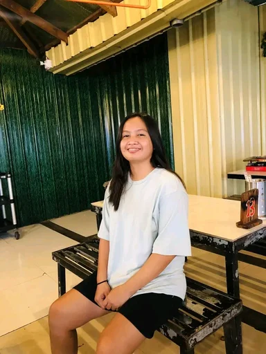 Kyla, 22