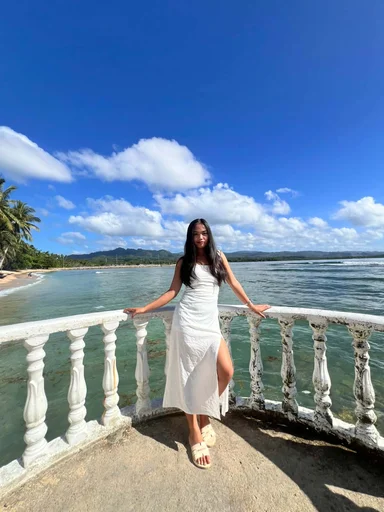 Camile, 25
