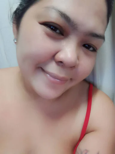 Hazel, 32