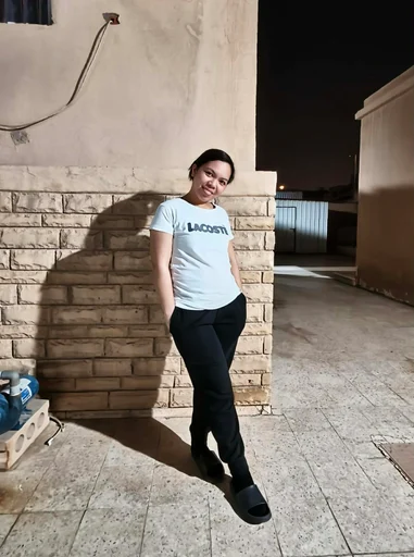 Anna, 31