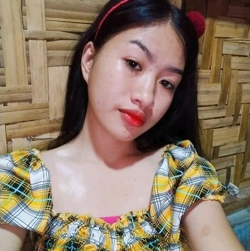 shaina, 22