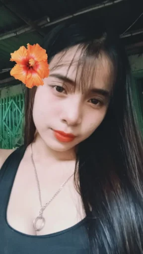 Mariella, 20
