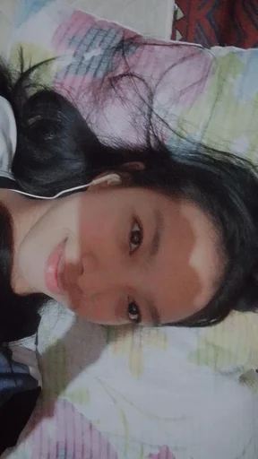 Angela, 24