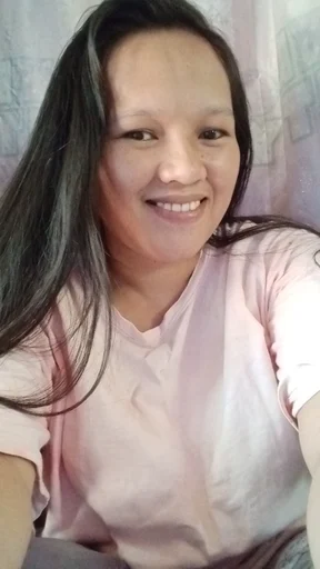 Rhona, 29