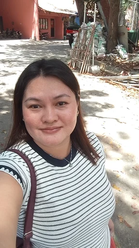 Jennifer, 35