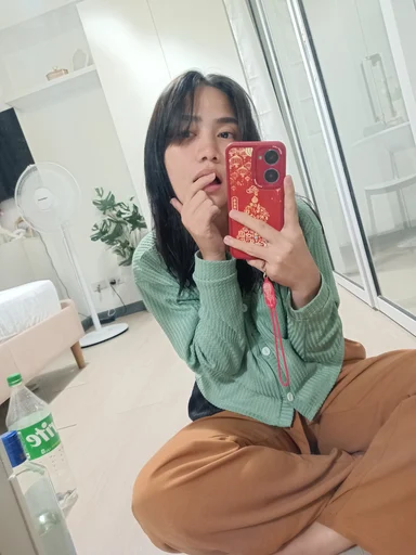 Annie, 22