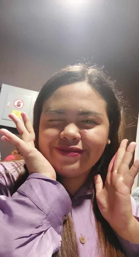 Macy, 25
