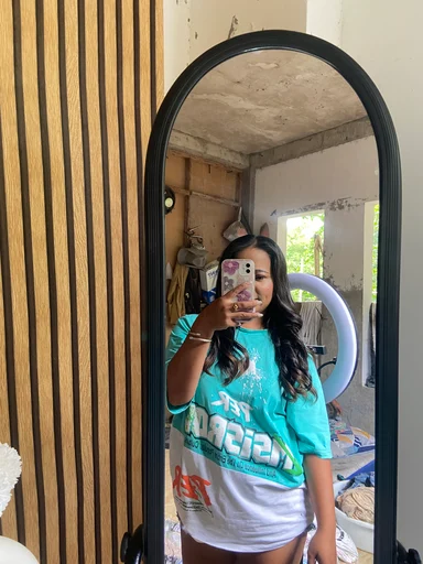 Angelica, 26