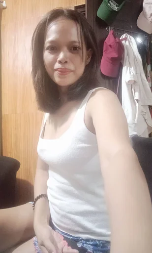 Dhalyn, 37