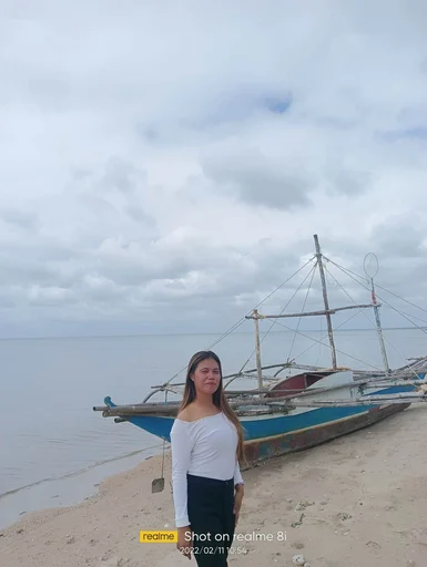 Cristina, 35