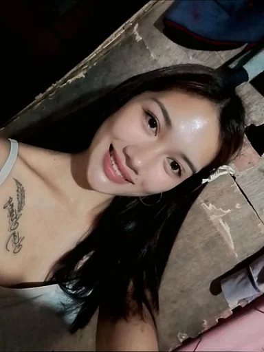 Jocelyn, 21