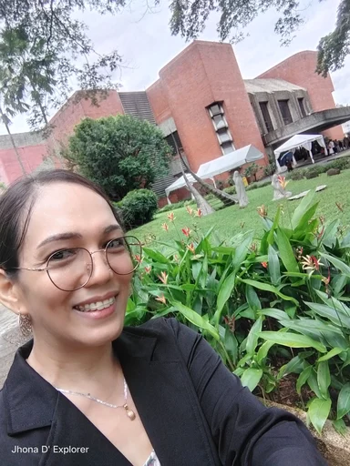 Jhona Lyn, 40