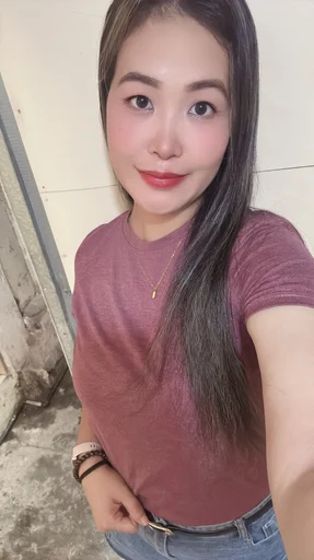 Khenna, 39