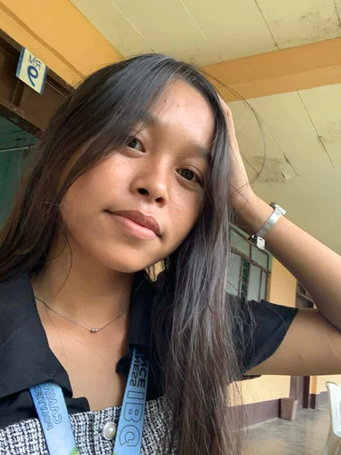 Leah Mae, 20