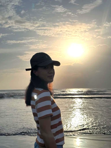 Jennelyn, 39