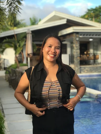 Manelyn, 33