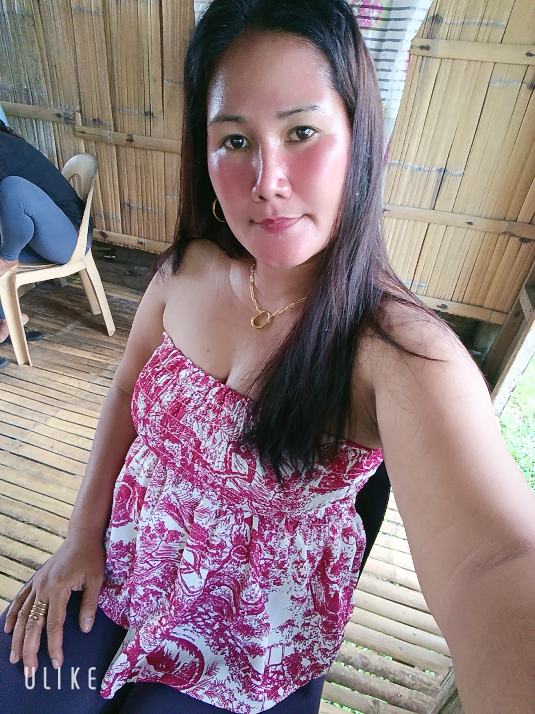 Isabel, 38