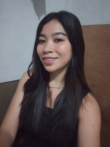 Claire, 19