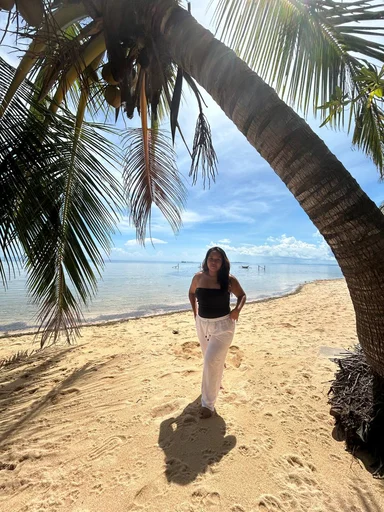 Kim, 29