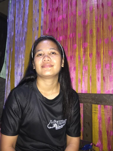 Leslie, 26